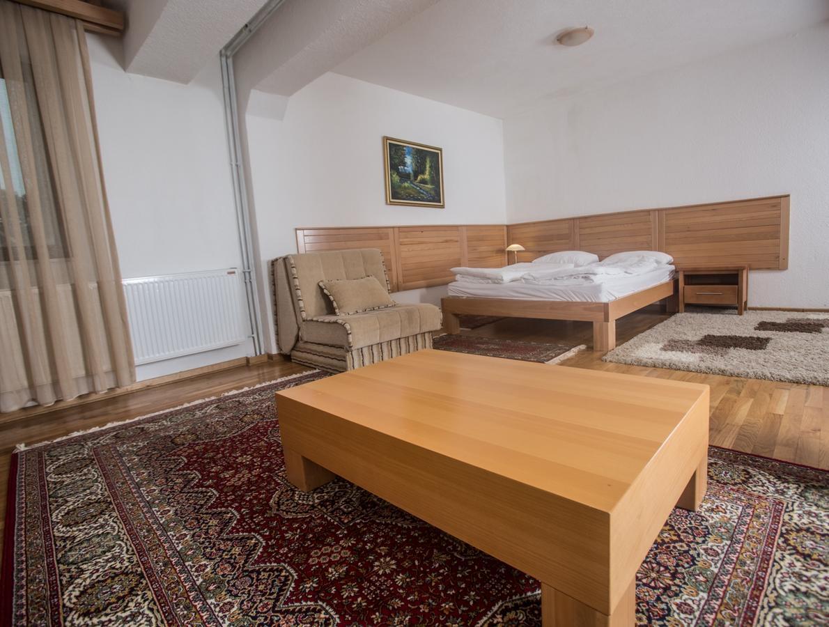 Hotel Borici Sjenica Ngoại thất bức ảnh